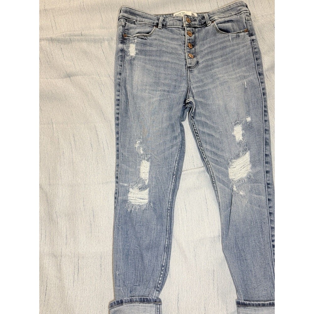 Abercrombie & Fitch High Rise Distressed Ankle Jeans Women's 30/10R L 30x26 - Picture 2 of 7
